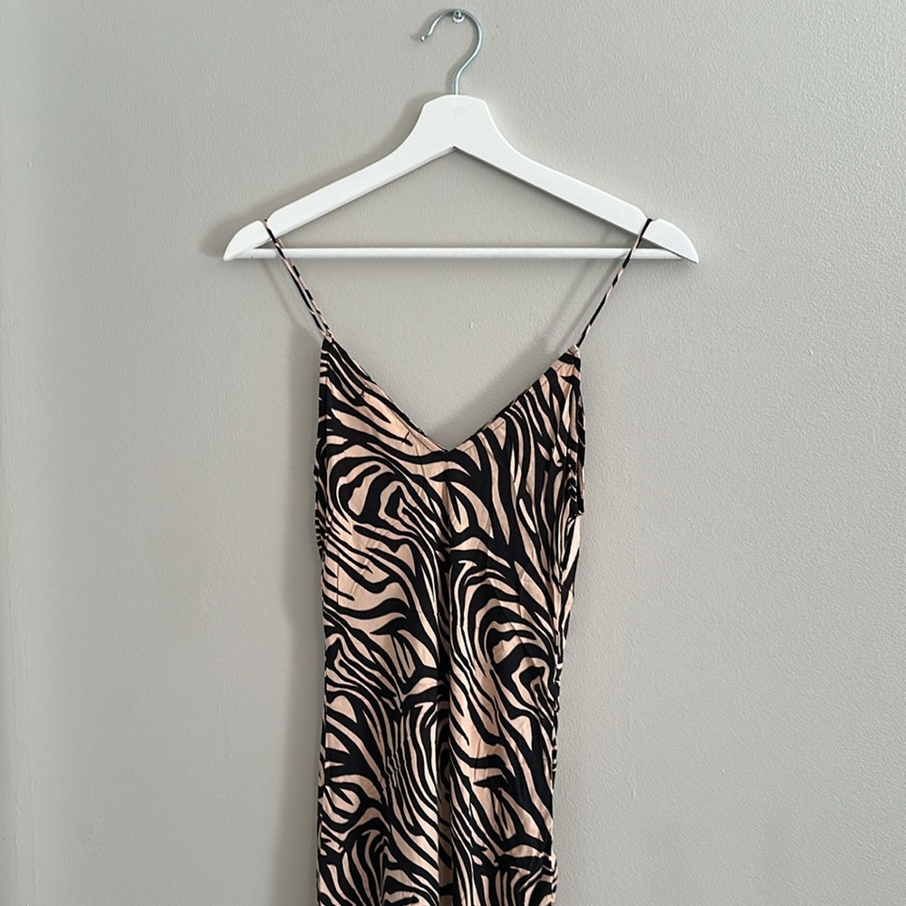 NWT Zebra Print Maxi Slip - Picture 11 of 12